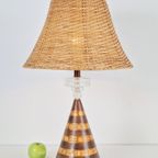 Vintage Conische Tafellamp Plexiglas Keramiek Rotan Regency thumbnail 2