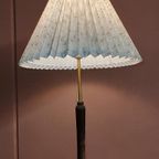 Elegante Staande Lamp Met Geplooide Kap thumbnail 2
