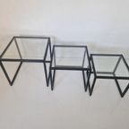Postmoderne Design Nest Tafeltjes Metaal En Glas Kubus. thumbnail 3