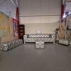 Hauxley 3-Zits Classic Chesterfield Bank – Zilver, Leer thumbnail 5