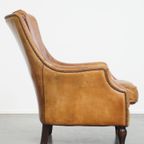 Comfortabele En Stijlvolle Vintage Fauteuil/ Armchair Gemaakt Van Schapenleer thumbnail 6