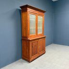 Belgische Pitch Pine Schoolkast Met Ribbelglas thumbnail 5