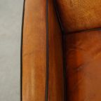 Schapenleren Art Deco Design Armchair Met Mooie Houten Details En Zwarte Biezen thumbnail 8