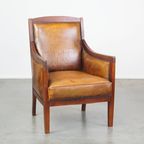 Ranke Schapenleren En Houten Vintage Art Deco Design Armchair In Een Prachtige Warme Cognac Kleur thumbnail 2