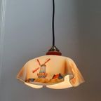 Antieke Opaline 'Zakdoek' Art Deco Lamp Met Tafelreel Van Molen En Decoratief Figuur Op Elke Zijde. thumbnail 8