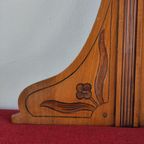 Facet Spiegel In Warm Houten Frame Met Prachtig Houtsnijwerk thumbnail 2
