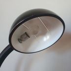 Grote 70's Zwarte Leeslamp / Staande Lamp Met Opengewerkte Kap. thumbnail 8