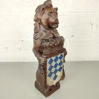 Antieke Houten Leeuw Met Wapenschild thumbnail 6