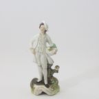 Staffordshire Figurine Of A Gentleman 19Th Century thumbnail 4