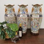 Vintage Oosterse Vazen Balustervazen, Canton Vaas Porselein thumbnail 3