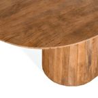 By fonQ Grand Eettafel Lichtbruin Mangohout thumbnail 6
