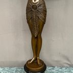 Bronzen Beeld In Art Deco-Stijl Van Een Vrouw. thumbnail 5