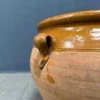 Grote Franse Aardewerk Pot Met Okergeel Glazuur thumbnail 8
