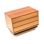 Vintage Ladekastje Op Wieltjes Gemaakt In De Jaren ’60 thumbnail 2