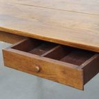Tijdloze En Karaktervolle Antieke Franse Eettafel Voor Zeker 6 Personen thumbnail 13