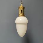 Opaline Glazen Hanglamp Met Sierlijk Messing Armatuur thumbnail 2