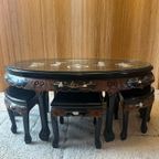 Chinese Salontafel Met Hout Snijwerk (Inclusief 6 Krukken) thumbnail 14
