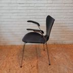 Set Of 4 Arne Jacobsen Chairs 3107 With Armrests thumbnail 4