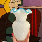 Vintage Murano Stijl Vaasje Van Wit Glas Met Blauwe Rand 60S / 70S thumbnail 4