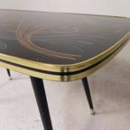Vintage Salontafel Met Glazen Blad En Schuine Poten, Jaren 50 thumbnail 15