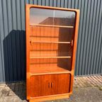 Vintage Dyrlund Kast Vitrinekast Teak thumbnail 16