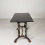 Industriele Tafel, Tuintafel Met Hardsteen Plaat Op Gietijzeren Frame, Jaren 30 thumbnail 15
