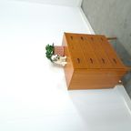 Teak Ladekast Met Schuine Poten Uit Zweden thumbnail 3