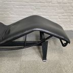 Lc4 Chaise - Black On Black - Cassina Jaren 80 - Le Corbusier, Pierre Jeanneret & Charlotte Perriand thumbnail 4