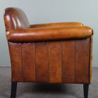 Mooie Strakke Schapenleren Artdeco Design Fauteuil Met Mooie Accenten Rondom thumbnail 4