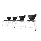 Set Van 4 Vlinderstoelen Van Arne Jacobsen Voor Fritz Hansen thumbnail 2