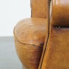 Karaktervolle, Charmante Vintage Schapenleren Clubfauteuil In Een Mooie Lichte Cognac Kleur thumbnail 14