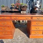 Klassieke Engelse Schrijftafel, Bureau, Desk, Met Lederen In thumbnail 4