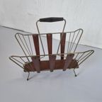 Mid Century Teak En Messing Magazine Rack Vintage thumbnail 3