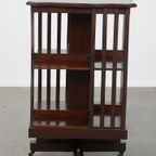 Luxe Antieke Engelse Houten Boekenmolen Op Wieltjes Uit Eind 19e Eeuw thumbnail 12