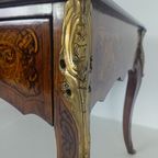 Louis Xv Dubbelzijdig Mahonie En Palissander Plat Bureau thumbnail 27