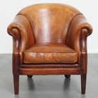 Begeerlijke Schapenleren Clubfauteuil Met Prachtige Kleuren En Een Comfortabele Zit thumbnail 2