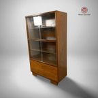 Vintage Notenhouten Vitrine/Boekenkast thumbnail 6