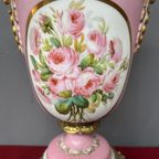 Grote Antieke Olielamp Van Roze Sevres Porselein. thumbnail 4