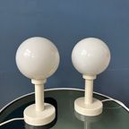 Set (2) Witte Space Age Opaline Glazen Tafellampen thumbnail 8