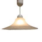 Vintage Frosted Glazen Bloem Hanglamp Wit Massive. thumbnail 3