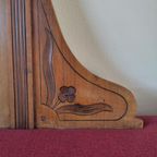 Facet Spiegel In Warm Houten Frame Met Prachtig Houtsnijwerk thumbnail 5