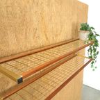 Goudkleurige Wandplank Wandrek Uit Zweden Met Teakhout Nr.5 thumbnail 2