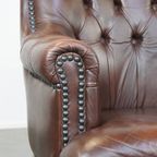 Set Van 2 Charmante, Klassieke Rundleren Engelse Chesterfield Armchairs Met Sierlijke Poten thumbnail 8