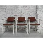 3 Vintage Stoelen Met Armleuningen En Ribfluwelen Bekleding thumbnail 5