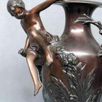 Paar Art Nouveau Vazen ​​Van Massief Brons. Gesigneerd A.Moreau. thumbnail 5