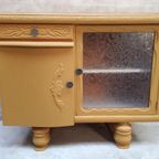 Mosterd Geel Vintage Kastje Dressoir Meubel Vitrine Kast thumbnail 2