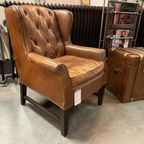 Stoere Industriële Chesterfield Oorfauteuils In Generfd Leder Ralph Lauren Vintage Cognac thumbnail 3