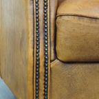 Karaktervolle, Charmante Vintage Schapenleren Clubfauteuil In Een Mooie Lichte Cognac Kleur thumbnail 13