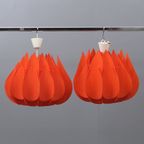 Set Van Twee Oranje Hanglampen thumbnail 2