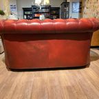 Engelse Bendic Chesterfield 2 Zits Bank In Oxblood Rood Volnerf Leer thumbnail 4